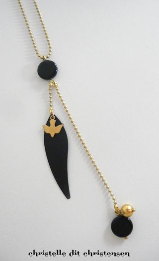 Collier_bird_feather1